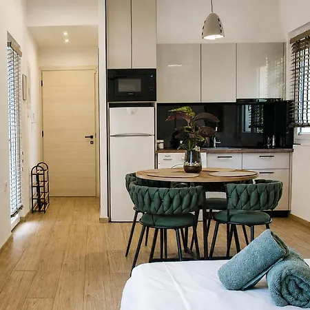 3 Apartment *